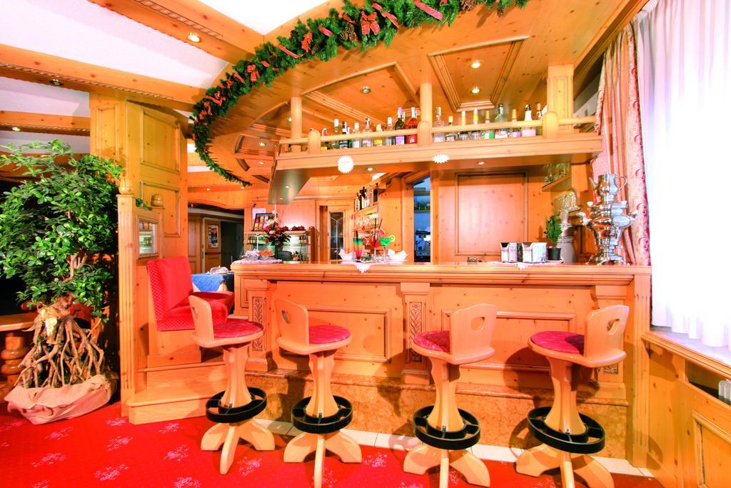 Hotel Diamant Park Кампителло-ди-Фасса Экстерьер фото